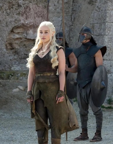 Emilia clarke photo 8x10 - photo,